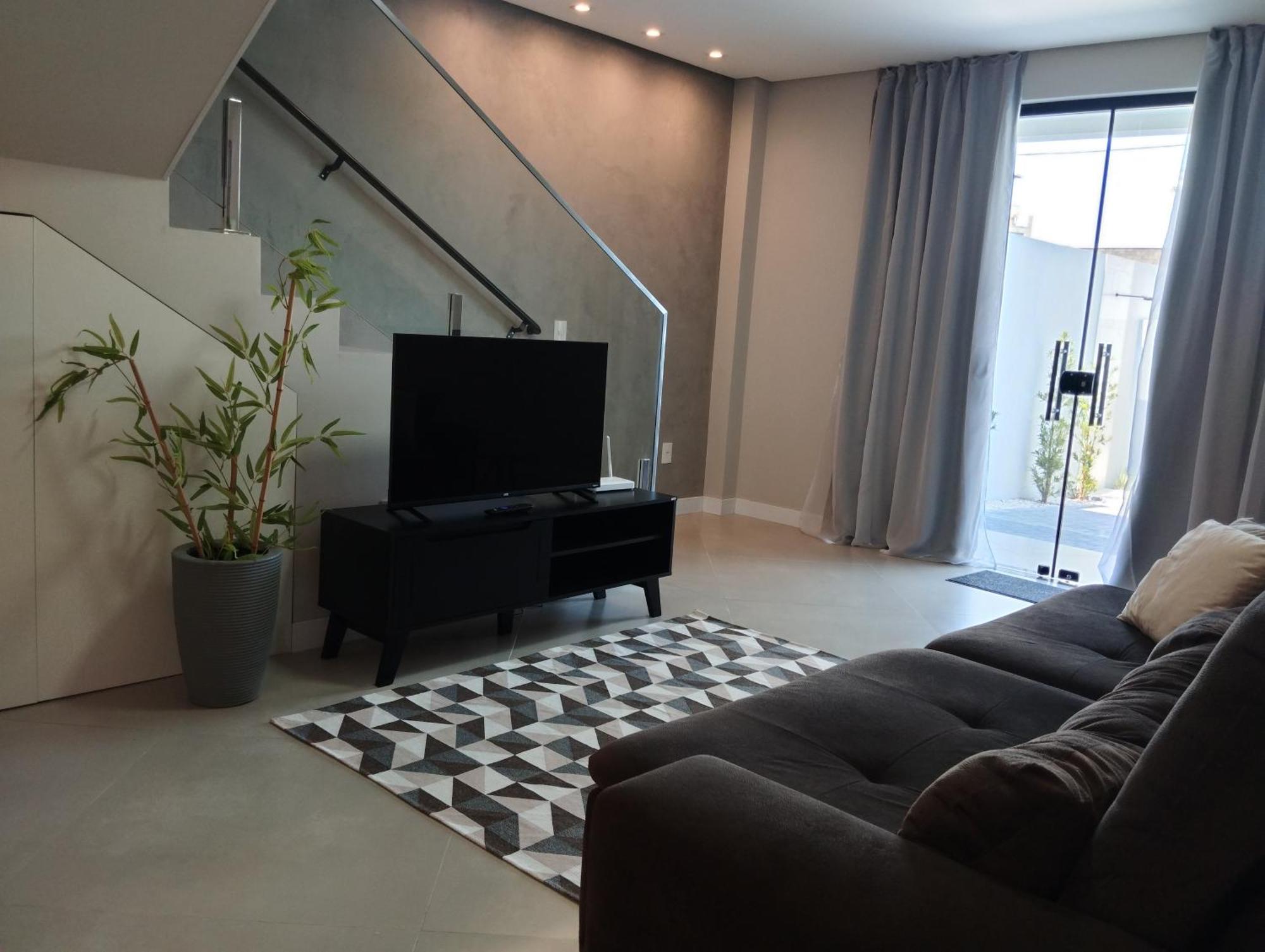 Casa Duplex A 1km Do Beto Carrero E 200m Da Holiday home *