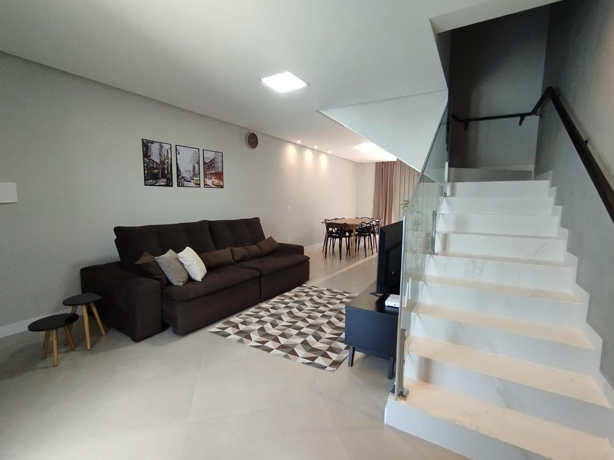 Casa Duplex A 1km Do Beto Carrero E 200m Da Holiday home